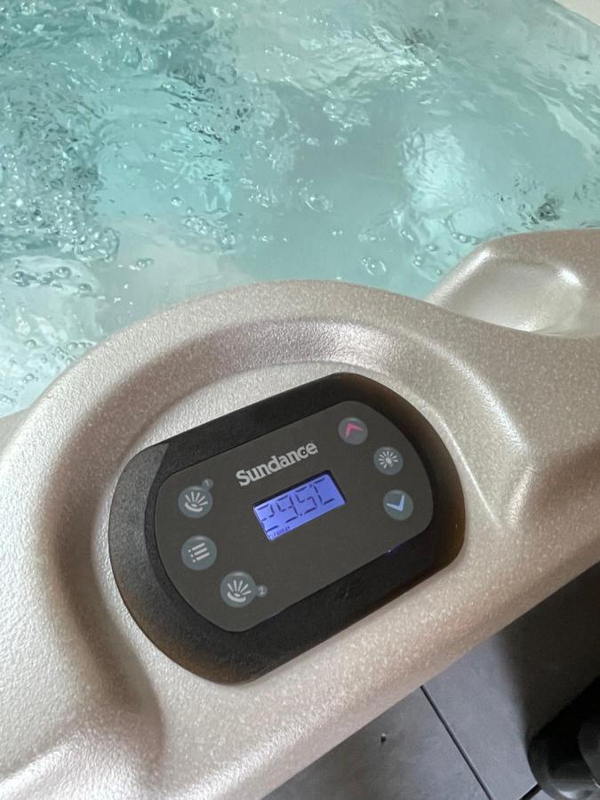 Villa Magnifique corps de ferme rénové avec Jacuzzi à Hillion Extérieur photo